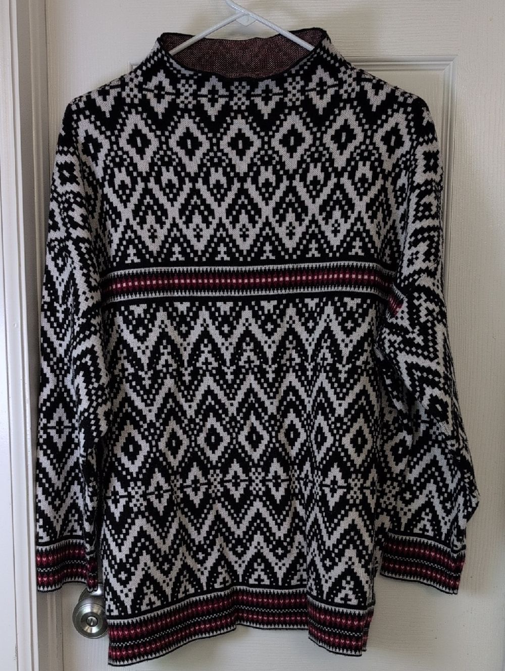 Tahari Black and White Geometric Mock Turtleneck Sweater